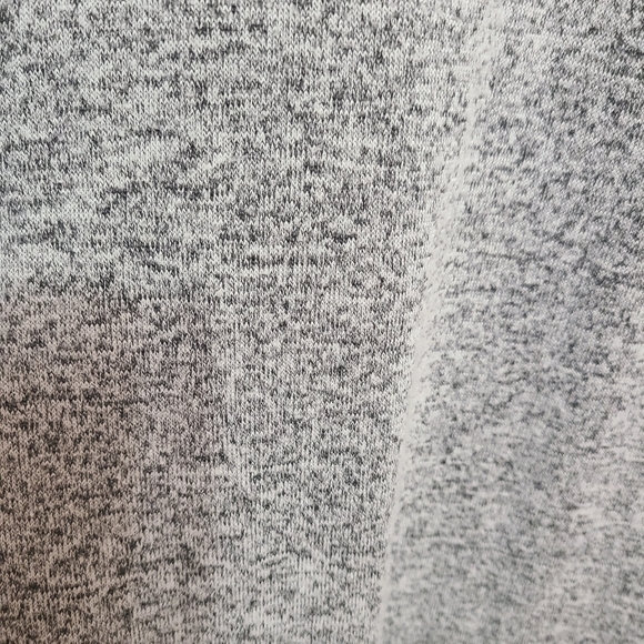 Large Grey Stretchy dress bell sleeves - Picture 4 of 6